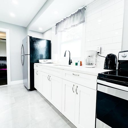 2 Homes, 1 Stay-7Br Niagara Falls Compound מראה חיצוני תמונה