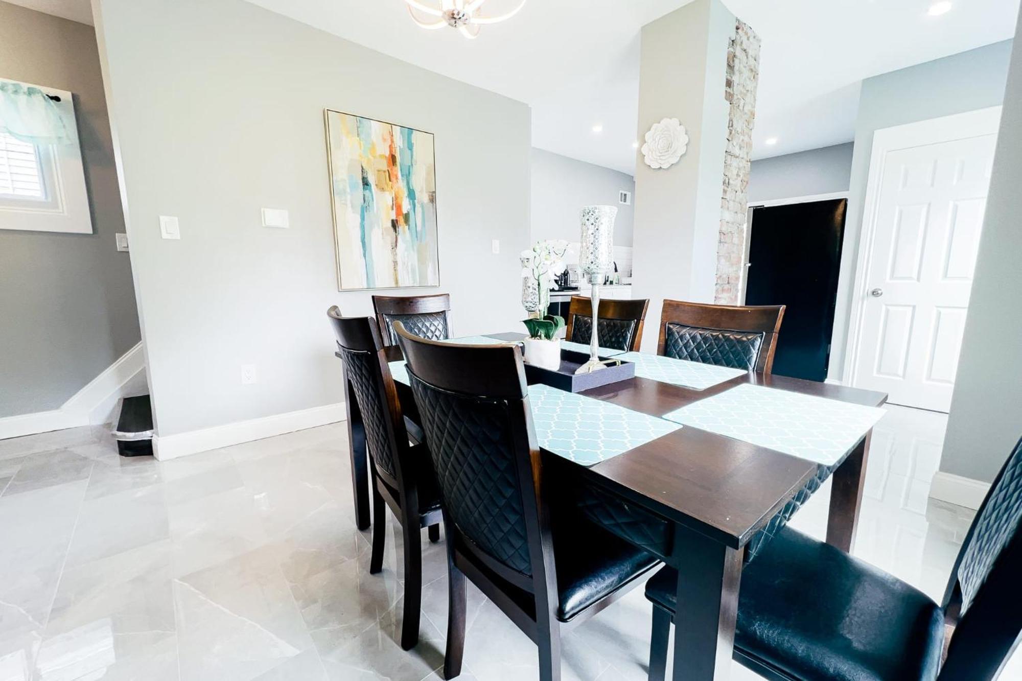 2 Homes, 1 Stay-7Br Niagara Falls Compound מראה חיצוני תמונה