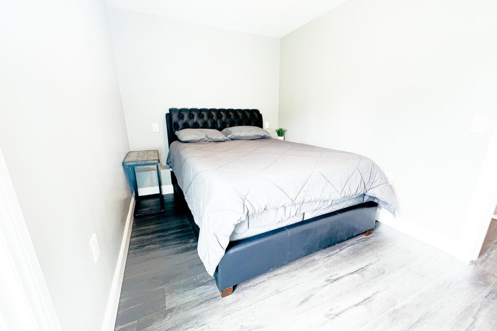 2 Homes, 1 Stay-7Br Niagara Falls Compound מראה חיצוני תמונה