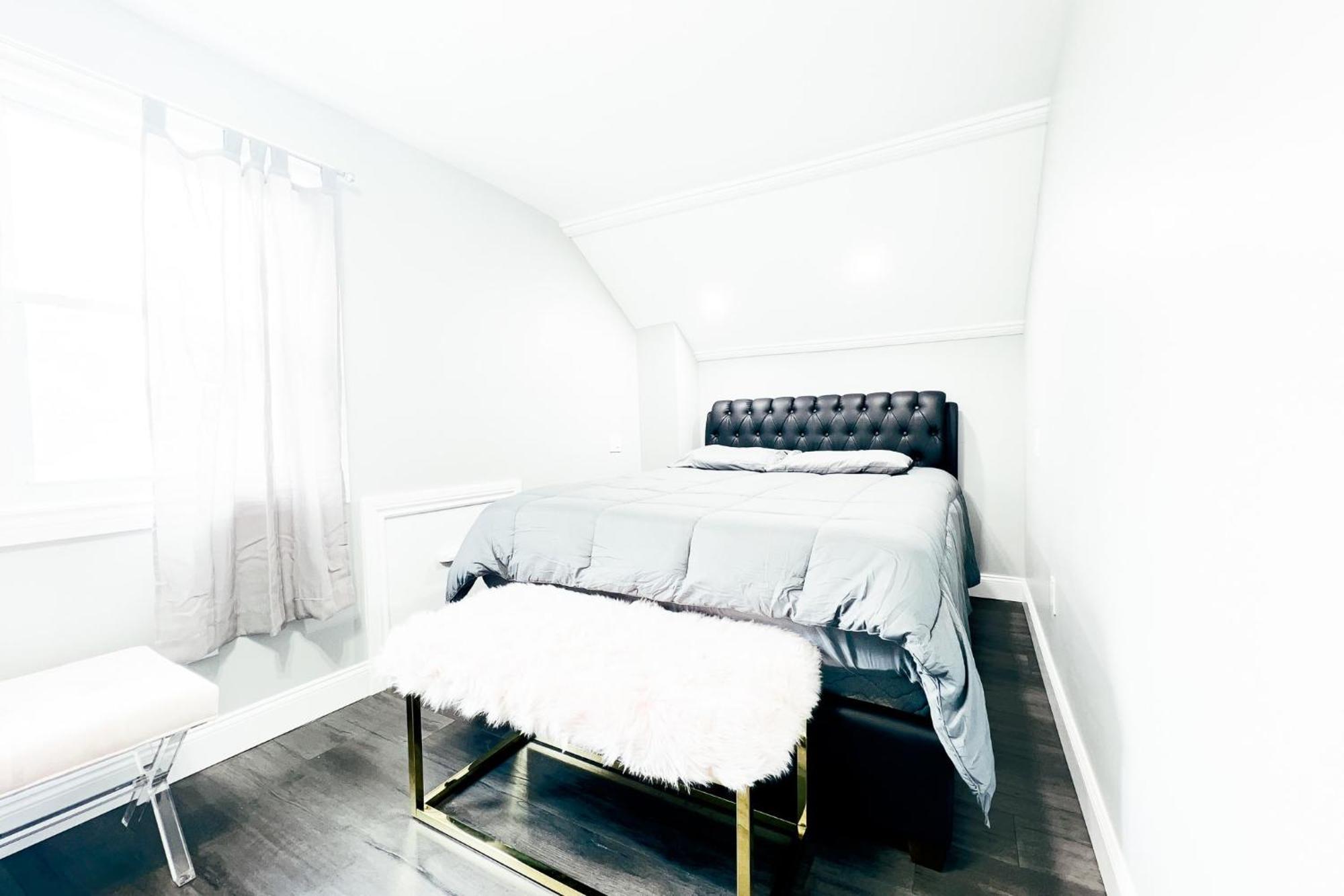 2 Homes, 1 Stay-7Br Niagara Falls Compound מראה חיצוני תמונה
