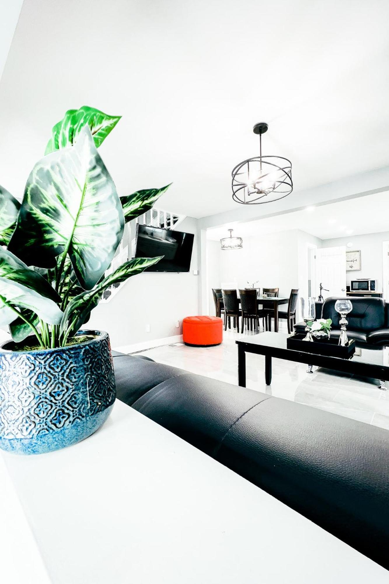 2 Homes, 1 Stay-7Br Niagara Falls Compound מראה חיצוני תמונה